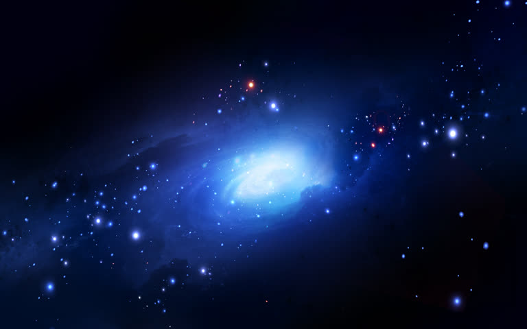 有一个明亮的蓝色星系,背景是星星