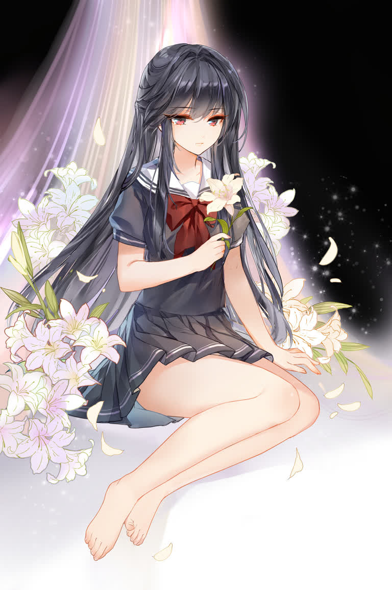 有一个女孩坐在地上,手里拿着鲜花
