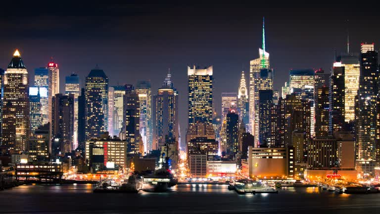 高楼林立的城市夜景