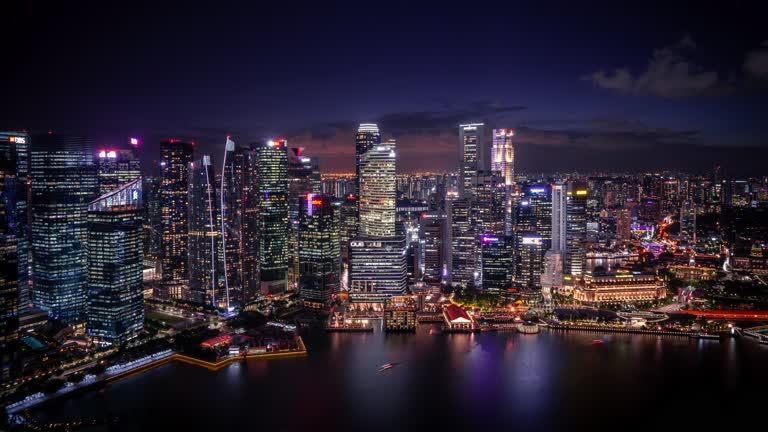 高楼林立的大城市夜景