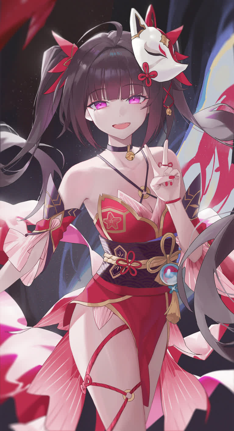 这是一张身穿红黑相间衣服的女人的照片