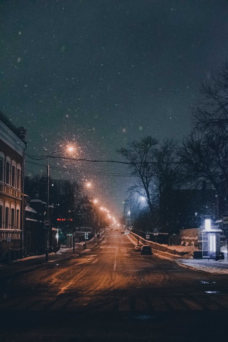 有一条街上积雪很多