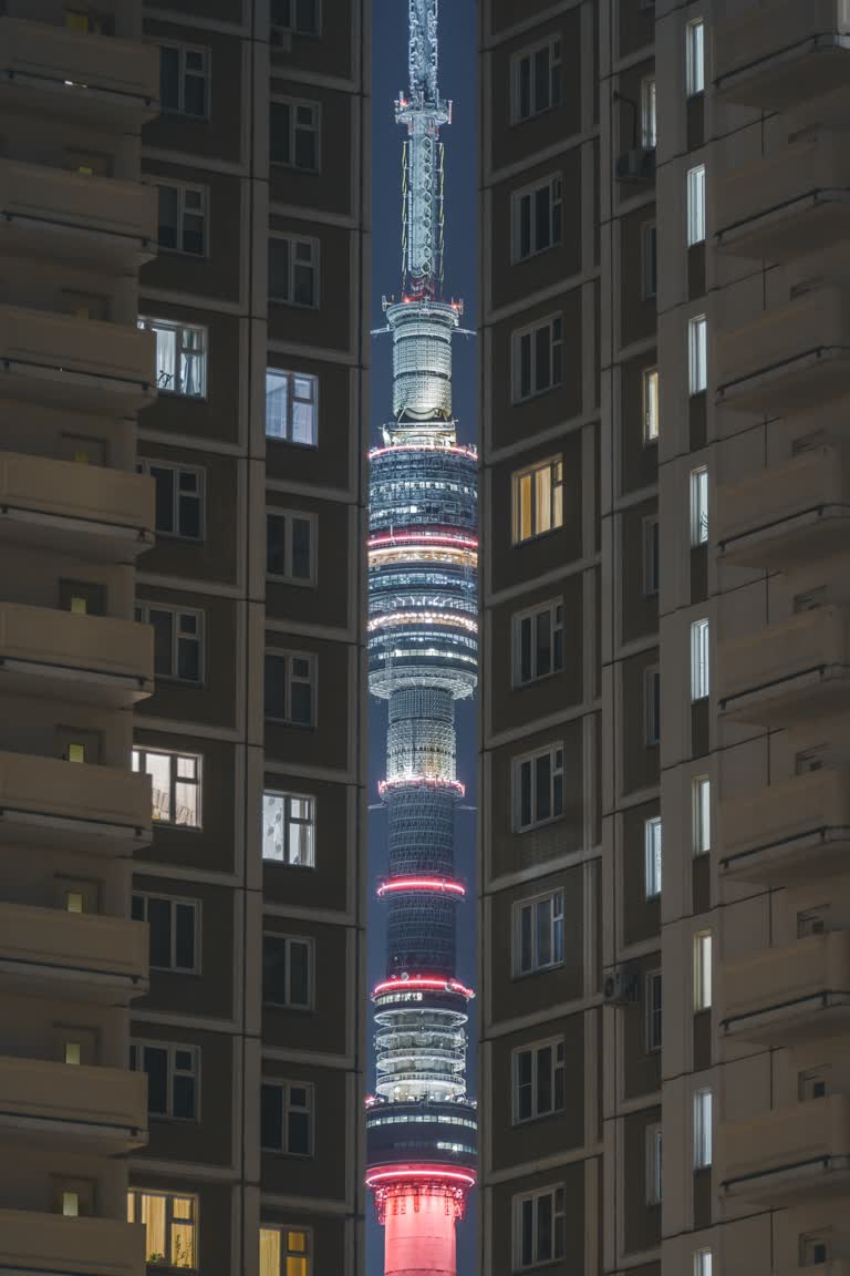 有一栋高楼,晚上灯火通明