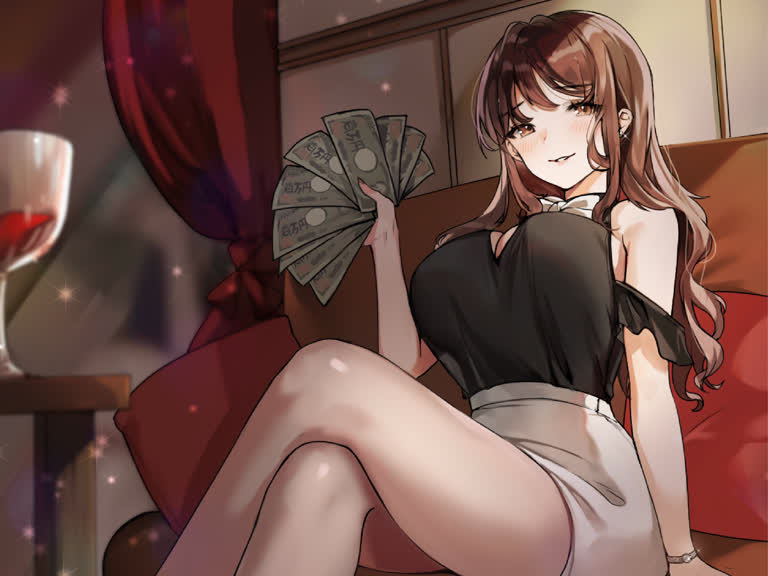 有一个女人坐在沙发上,拿着风扇